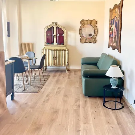 Vista - With Terrace & Islands View Apartment *