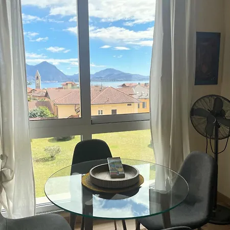 Vista - With Terrace & Islands View Apartament *